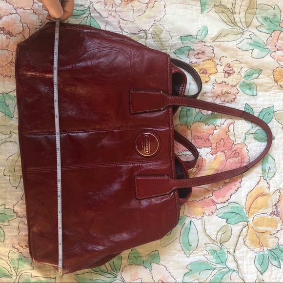 COACH Signature Patent Leather Carryall+Wallet - Picture 14 of 15